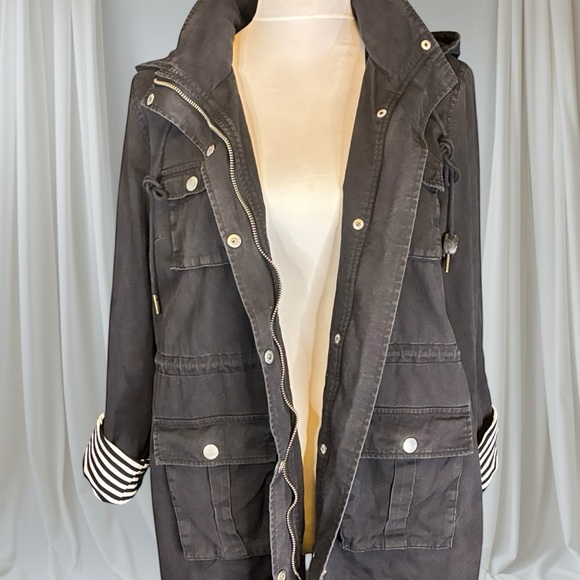 Market & Spruce Charcoal Utility Jacket with Striped Accents - Picture 5 of 7